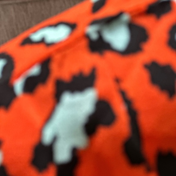 Gorgeous bubble sleeve v-neck tunic blouse - Picture 12 of 15